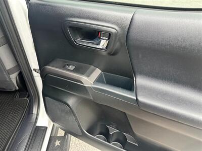 2017 Toyota Tacoma SR V6   - Photo 36 - Frederick, MD 21702