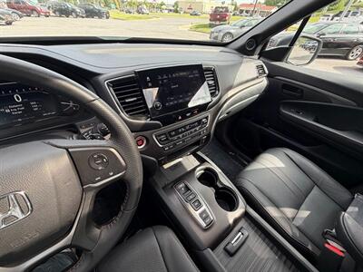 2022 Honda Passport TrailSport   - Photo 7 - Frederick, MD 21702