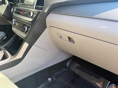 2019 Hyundai SONATA SEL - Photo 22 - Frederick, MD 21702