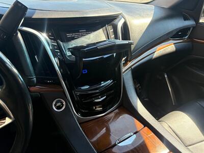 2016 Cadillac Escalade Premium Collection - Photo 16 - Frederick, MD 21702