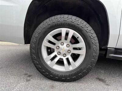 2018 Chevrolet Suburban LT - Photo 32 - Frederick, MD 21702