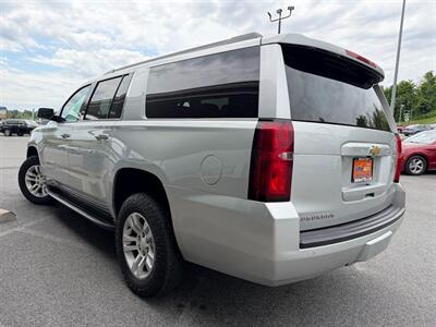 2018 Chevrolet Suburban LT - Photo 13 - Frederick, MD 21702