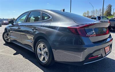 2021 Hyundai SONATA SE   - Photo 8 - Frederick, MD 21702