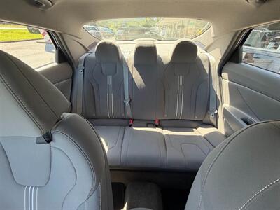2021 Hyundai ELANTRA SEL   - Photo 5 - Frederick, MD 21702