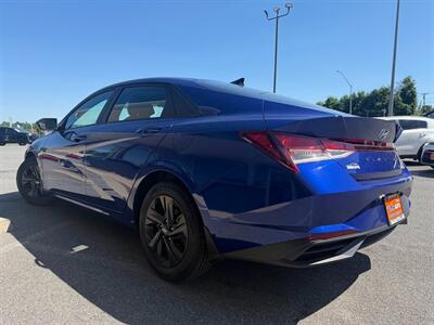 2021 Hyundai ELANTRA SEL   - Photo 10 - Frederick, MD 21702