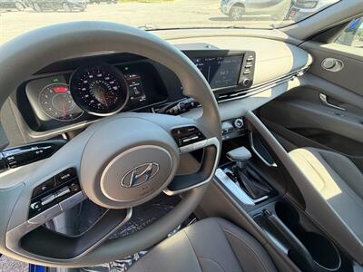 2021 Hyundai ELANTRA SEL   - Photo 2 - Frederick, MD 21702