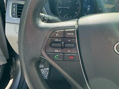 2017 Hyundai SONATA   - Photo 18 - Frederick, MD 21702