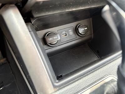 2017 Hyundai SONATA   - Photo 20 - Frederick, MD 21702