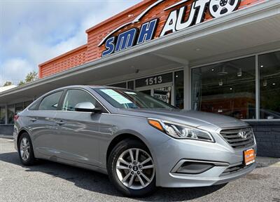2017 Hyundai SONATA   - Photo 5 - Frederick, MD 21702