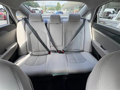 2017 Hyundai SONATA   - Photo 23 - Frederick, MD 21702