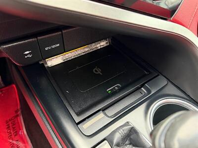 2019 Toyota Camry XSE   - Photo 25 - Frederick, MD 21702