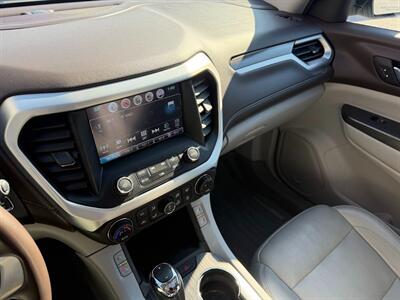 2019 GMC Acadia SLT-2 - Photo 12 - Frederick, MD 21702