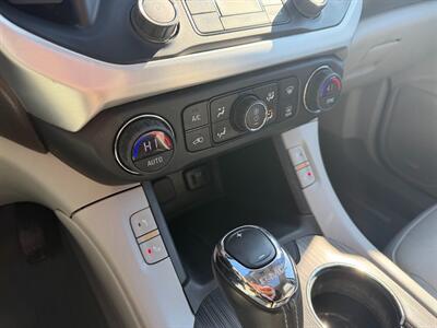 2019 GMC Acadia SLT-2 - Photo 24 - Frederick, MD 21702