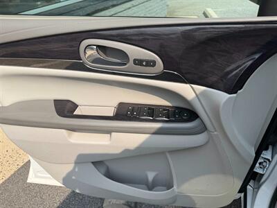 2017 Buick Enclave Leather - Photo 18 - Frederick, MD 21702
