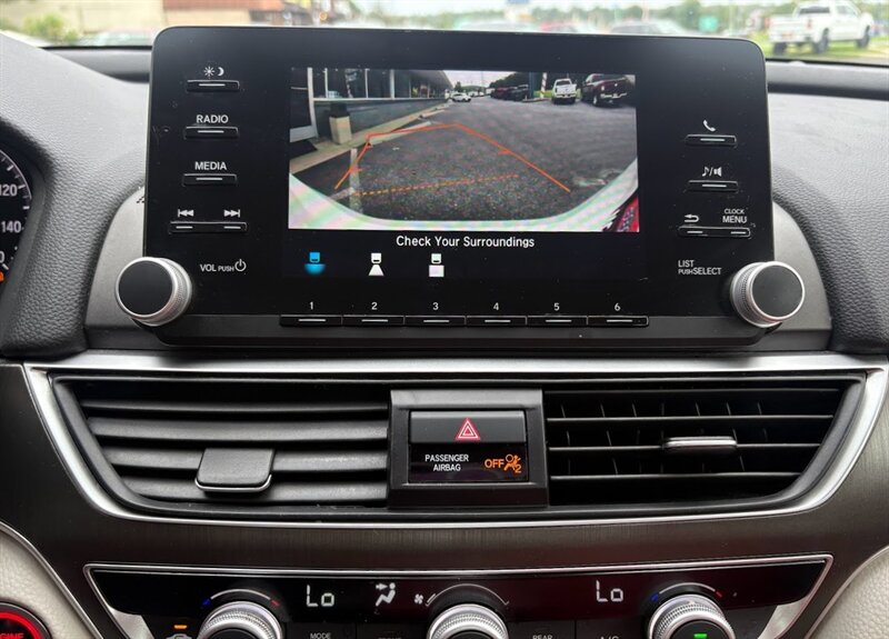 2019 Honda Accord LX photo 2