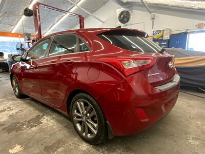 2016 Hyundai ELANTRA GT Limited - Photo 2 - Frederick, MD 21702