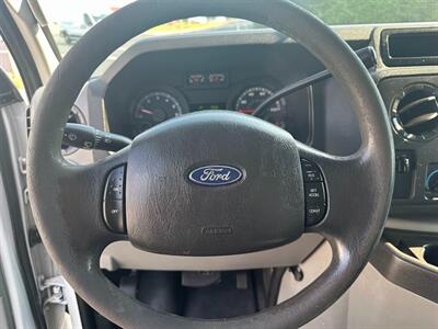 2012 Ford CUTAWAY   - Photo 28 - Frederick, MD 21702