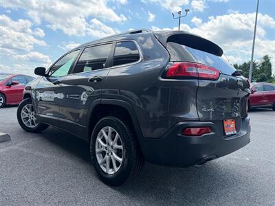 2016 Jeep Cherokee Latitude - Photo 4 - Frederick, MD 21702