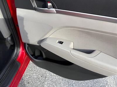 2019 Hyundai ELANTRA VALUE EDITION   - Photo 22 - Frederick, MD 21702