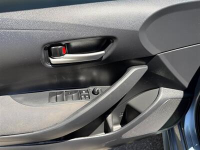2021 Toyota Corolla LE   - Photo 16 - Frederick, MD 21702