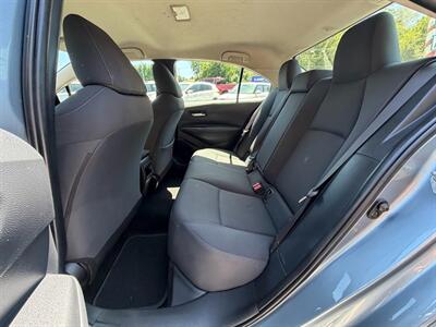 2021 Toyota Corolla LE   - Photo 17 - Frederick, MD 21702