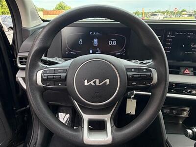 2023 Kia Sportage LX - Photo 16 - Frederick, MD 21702