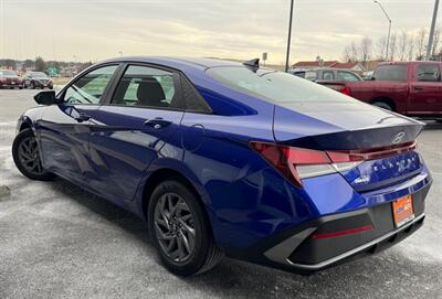 2024 Hyundai ELANTRA SEL   - Photo 16 - Frederick, MD 21702