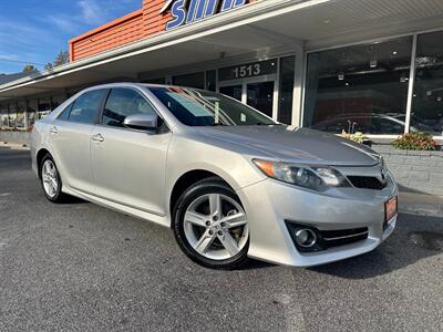 2014 Toyota Camry SE   - Photo 5 - Frederick, MD 21702