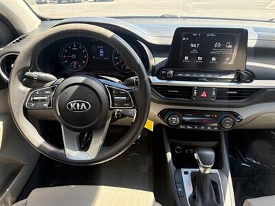 2019 Kia Forte LXS   - Photo 18 - Frederick, MD 21702