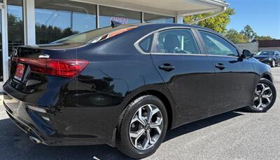 2019 Kia Forte LXS   - Photo 13 - Frederick, MD 21702
