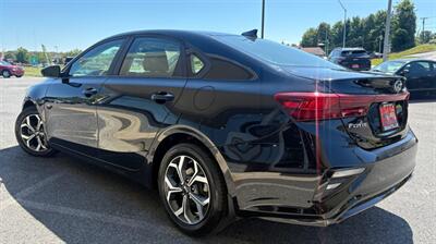 2019 Kia Forte LXS   - Photo 6 - Frederick, MD 21702