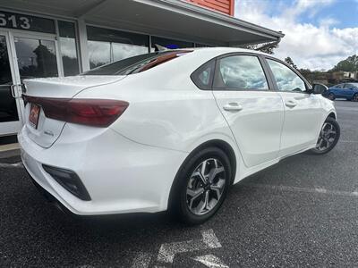 2021 Kia Forte LXS   - Photo 27 - Frederick, MD 21702