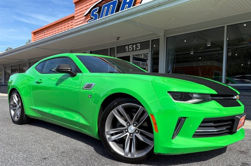 2017 Chevrolet Camaro 2LT photo 4