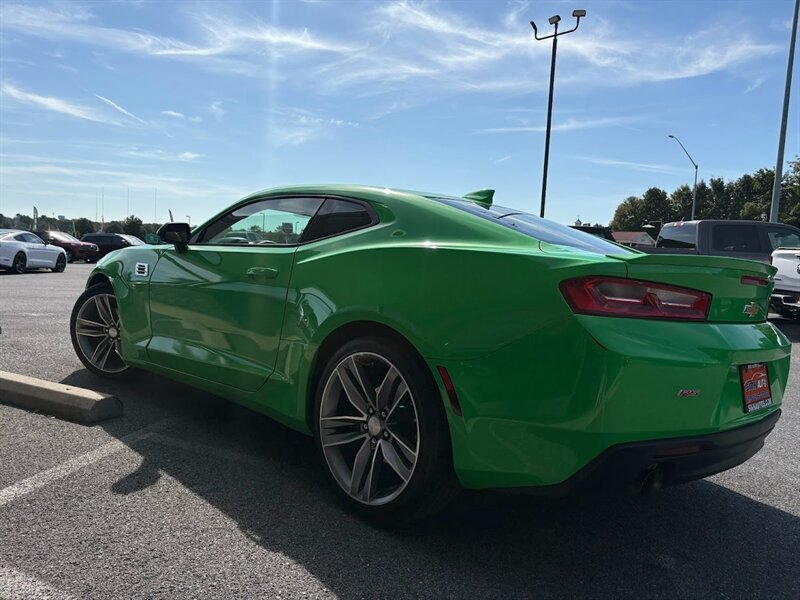 2017 Chevrolet Camaro 2LT photo 11