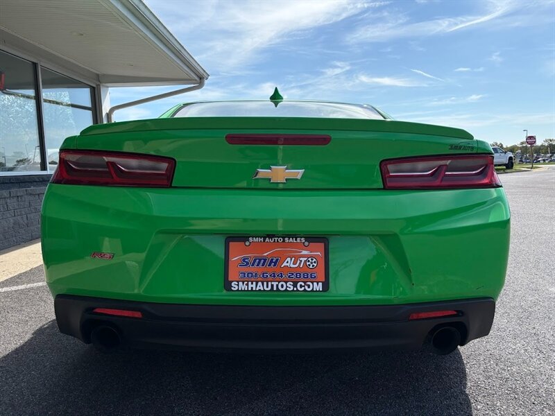 2017 Chevrolet Camaro 2LT photo 12
