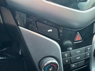 2015 Chevrolet Cruze LTZ Auto   - Photo 25 - Frederick, MD 21702