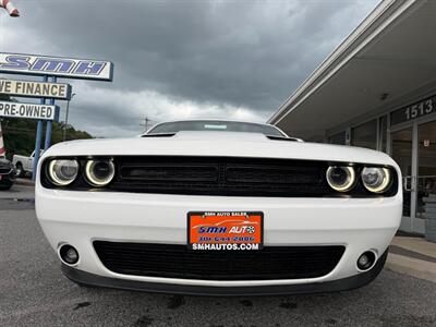 2019 Dodge Challenger SXT - Photo 4 - Frederick, MD 21702