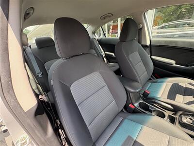 2018 Kia Forte LX   - Photo 27 - Frederick, MD 21702