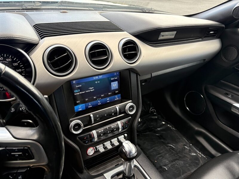 2021 Ford Mustang EcoBoost Premium  