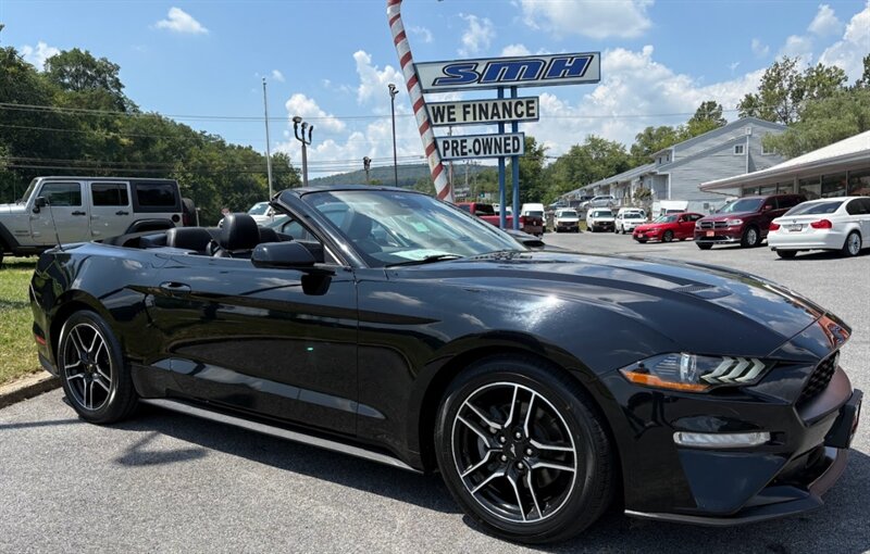 2021 Ford Mustang EcoBoost Premium  