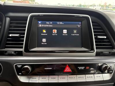 2018 Hyundai SONATA SEL - Photo 18 - Frederick, MD 21702