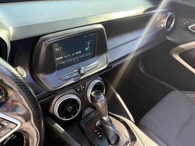 2017 Chevrolet Camaro LT - Photo 16 - Frederick, MD 21702