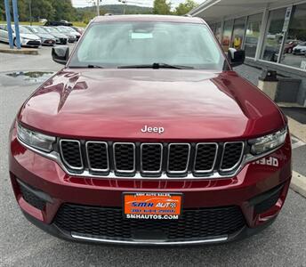 2023 Jeep Grand Cherokee Laredo   - Photo 8 - Frederick, MD 21702