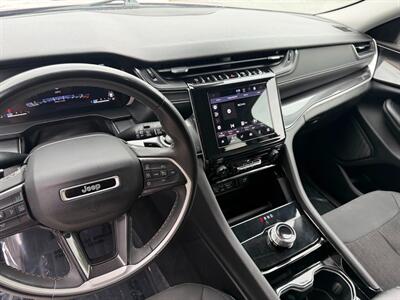 2023 Jeep Grand Cherokee Laredo   - Photo 2 - Frederick, MD 21702