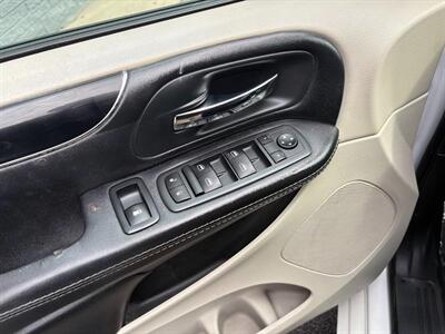 2019 Dodge Grand Caravan SE Plus   - Photo 15 - Frederick, MD 21702