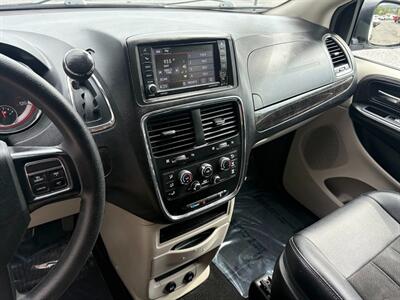 2019 Dodge Grand Caravan SE Plus   - Photo 16 - Frederick, MD 21702