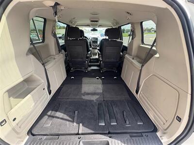 2019 Dodge Grand Caravan SE Plus   - Photo 4 - Frederick, MD 21702