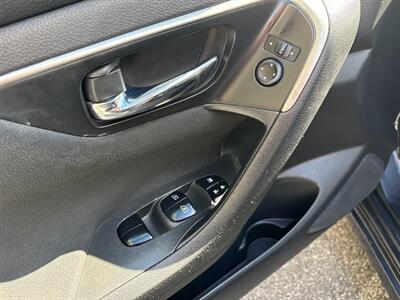 2015 Nissan Altima 2.5 SV   - Photo 19 - Frederick, MD 21702