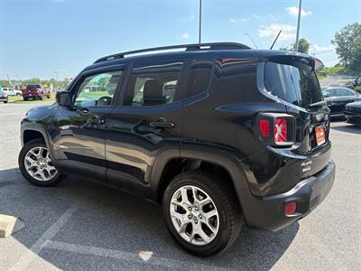 2016 Jeep Renegade Latitude   - Photo 9 - Frederick, MD 21702
