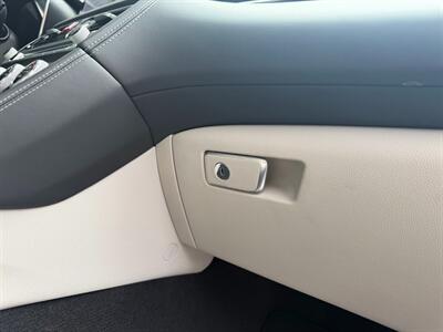 2022 Genesis G70 2.0T - Photo 33 - Frederick, MD 21702